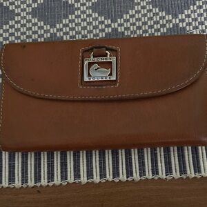 Dooney & Bourke Tan Leather Clutch